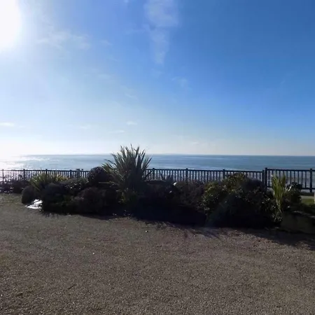 Sur Mer - Proximite Plage De Nauzan - - Res. 